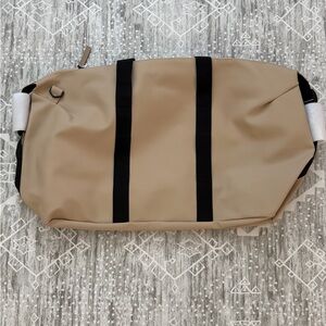 Rains Weekender Bag NWT